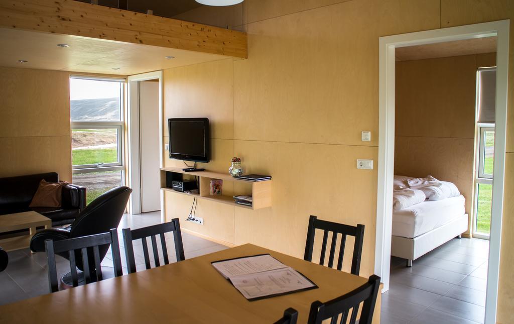Einishus Cottages Лейґар Номер фото