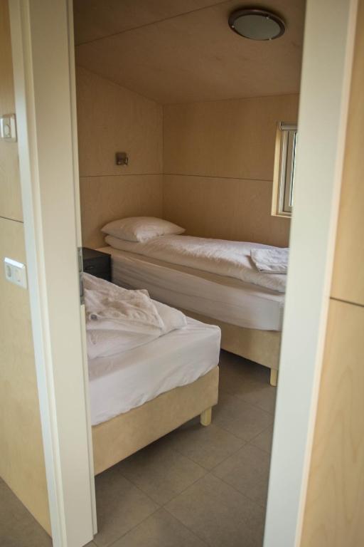 Einishus Cottages Лейґар Номер фото