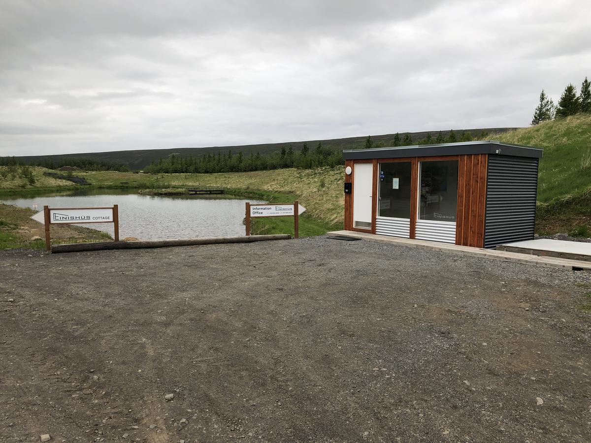 Einishus Cottages Лейґар Екстер'єр фото
